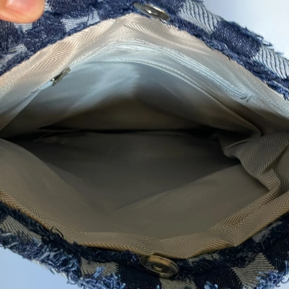 Blue checker canvas fuzzy crossbody bag - Picture 6 of 9